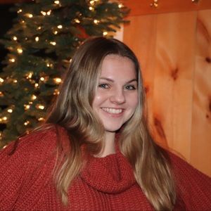 Meet your Posher, Jolie